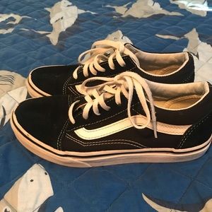 Vans Boys Black & white size 3